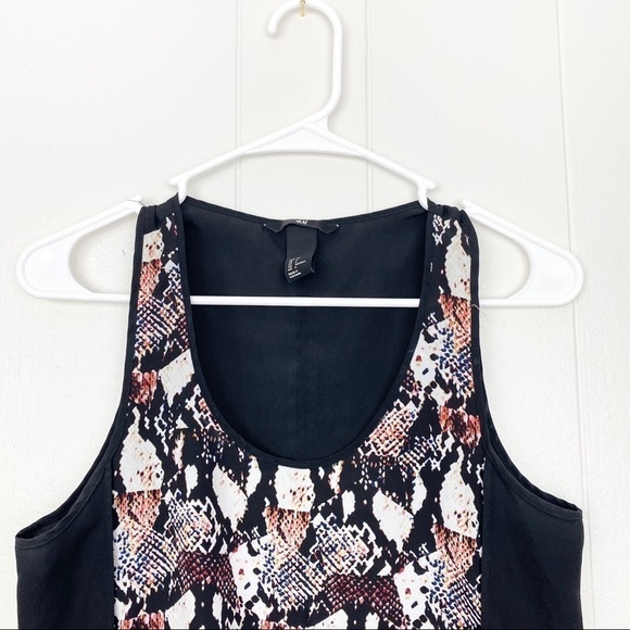 H&M |. Black and Snakeskin High Low Tank Top - Picture 2 of 5